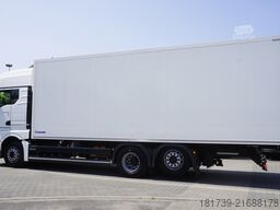 MAN TGX 26.470 / 2022 / Krone Refrigerator 4