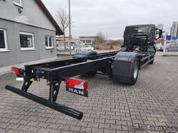 MAN TGM 18.320 4x2 BL CH Fahrgestell Euro 6 Rechtsl...