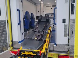 Mercedes-Benz Sprinter Rettungswagen Fahrtec