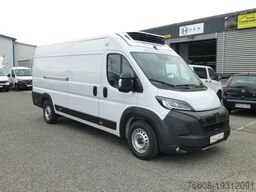 PEUGEOT Boxer Kühlkastenwagen Carrier Xarios 300 GH Navi