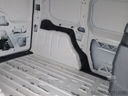 Volkswagen Caddy 2.0 TDI 4M KASTEN AHK,DAB,KLIMA,1.HAND