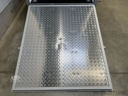 Blyss FR2735/180HTL Rampe Kofferanhänger