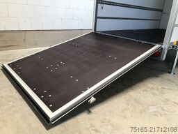 Blyss F1330HD Rampe Kofferanhänger