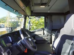 MAN TGM 26.320 6×2-4/NEW platform tow truck