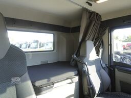 MAN TGM 26.320 6×2-4/NEW platform tow truck