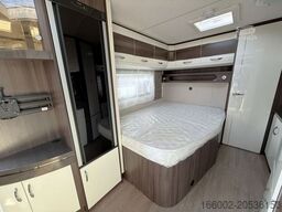 HOBBY Prestige 560 WFU 2.000 kg LM-Felgen silber