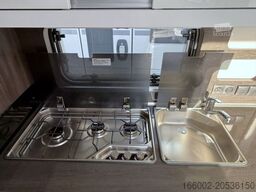 HOBBY Prestige 560 WFU 2.000 kg LM-Felgen silber