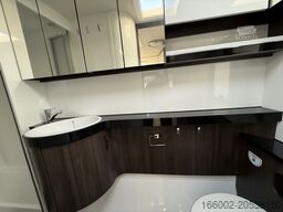 HOBBY Prestige 560 WFU 2.000 kg LM-Felgen silber