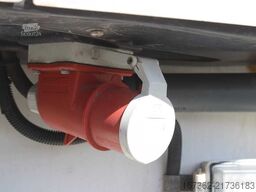 SCHMITZ CARGOBULL SCB S3B, THERMO KING SLXe 300, 2X LIFTING AXLE