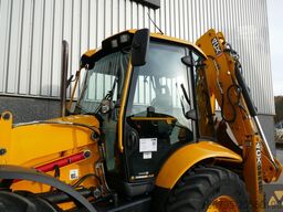 JCB 4CX PRO