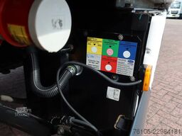 MAN TGS 26.360 + klep 6x2 FLOWER TRUCK  Carrier Die...