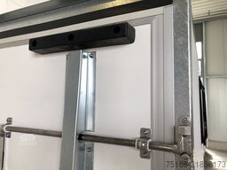 Blyss F1330HD Rampe Tür 2 Fenster Kofferanhänger