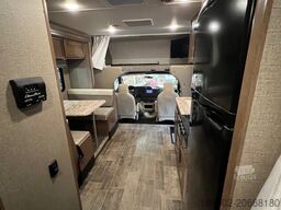 Winnebago Outlook 2 Slides LPG