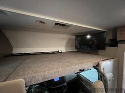 Winnebago Outlook 2 Slides LPG