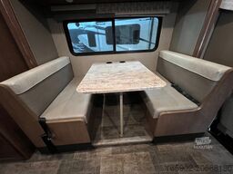 Winnebago Outlook 2 Slides LPG