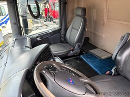 Scania G 420 + HOOK + BOB Z KRAAN 17T + 8X2 + EURO 5