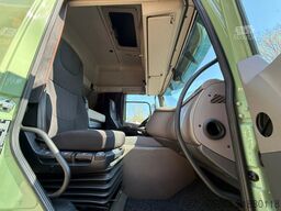 DAF CF 450 4X2 Space Cab LED NL truck