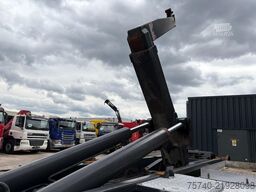 Renault Premium 370DXI + HMF 1430 K3 + 6X4 + HOOKSYTEM ...