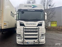 Scania R660 6x4 box truck with refrigeration/freezer unit