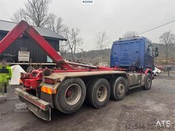 Scania R164 580 8x2 tridem hook truck