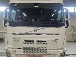 Volvo FH540 6x4 tractor unit