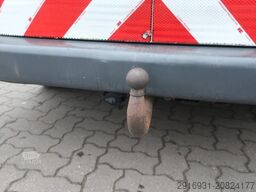 VOLKSWAGEN T5 Transporter Kasten/Klima/AHK/1. Hand/FN: 222