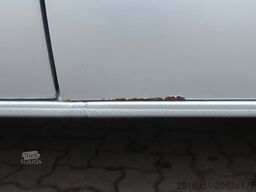 VOLKSWAGEN T5 Transporter Kasten/Klima/AHK/1. Hand/FN: 222