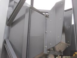 Delta Mobile surge hopper