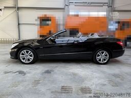 MERCEDES-BENZ E 220 CDI Cabrio BlueEfficiency
