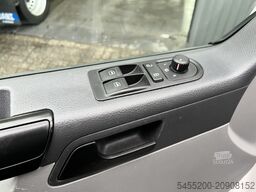 Volkswagen Transporter 2.0 TDI L2H1 140PK DSG Automaat Air...