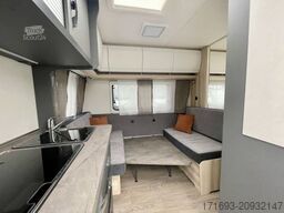 Hobby De Luxe 400 SFe MESSE ANGEBOTE ON TOP