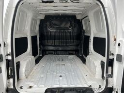 NISSAN NV200 Pro Hecktüren 180° Schiebetür rechts