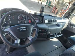 MAN TGL 8.220