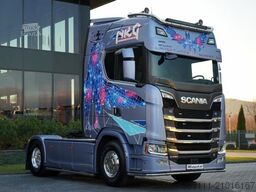 SCANIA S 580 / V8 / ORGINALNA EDYCJA LIMITED / NR 010 /