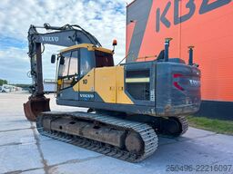 Volvo EC 220 EL 3D / CENTRAL LUBRICATION / AC / AUXIL...