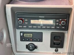 Volvo EC 220 EL 3D / CENTRAL LUBRICATION / AC / AUXIL...