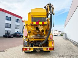 Mercedes-Benz Actros 3243 K 8x4/4 Actros 3243 K 8x4/4, Müller Saug- und Spülwagen ca. 17m³, Rechtslenker