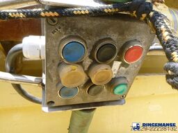 Renault D 26 Wide 6x2 vacuum tank 11 m3