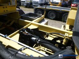 Renault D 26 Wide 6x2 vacuum tank 11 m3