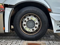 Mercedes-Benz Actros 1840