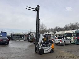 STILL RC40-20T Triplex Freihubmast 1600 h original