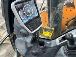 HYUNDAI HX 235 LCR Kettenbagger 87.500 EUR / AC