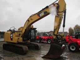 CATERPILLAR 320 FL Kettenbagger 65.000 EUR