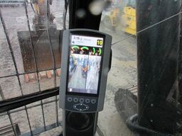 CATERPILLAR 320 FL Kettenbagger 65.000 EUR