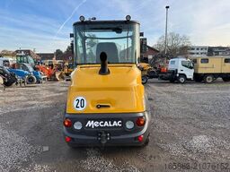 MECALAC AX 700