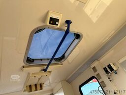 MERCEDES-BENZ Sprinter 313 RTW / Trage /