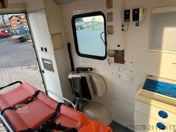 MERCEDES-BENZ Sprinter 313 RTW / Trage /