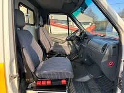 MERCEDES-BENZ Sprinter 313 RTW / Trage /