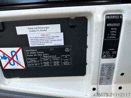 MERCEDES-BENZ Sprinter 313 RTW / Trage /