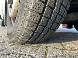 MERCEDES-BENZ Sprinter 313 RTW / Trage /